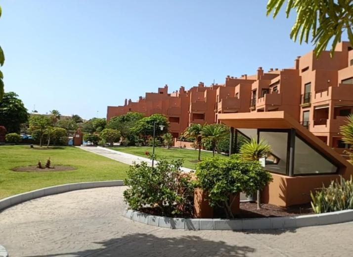 Apartamento Con Vistas เอลเมดาโน ภายนอก รูปภาพ